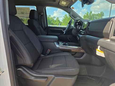 New 2026 Chevrolet Silverado 3500 LT w/ Convenience Package AWD/4WD image 23