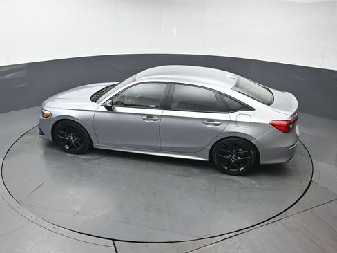Used 2023 Honda Civic Sport image 32