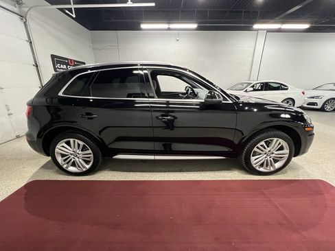 Used 2018 Audi Q5 2.0T w/ Premium Plus Package image 10