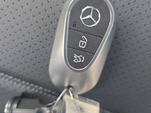 New 2026 Mercedes-Benz GLC 300 4MATIC image 29