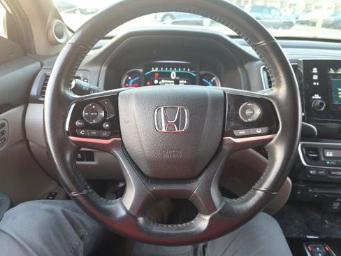 Used 2020 Honda Pilot Touring image 16