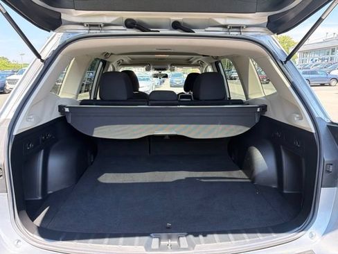 Used 2019 Subaru Forester Premium AWD/4WD image 24