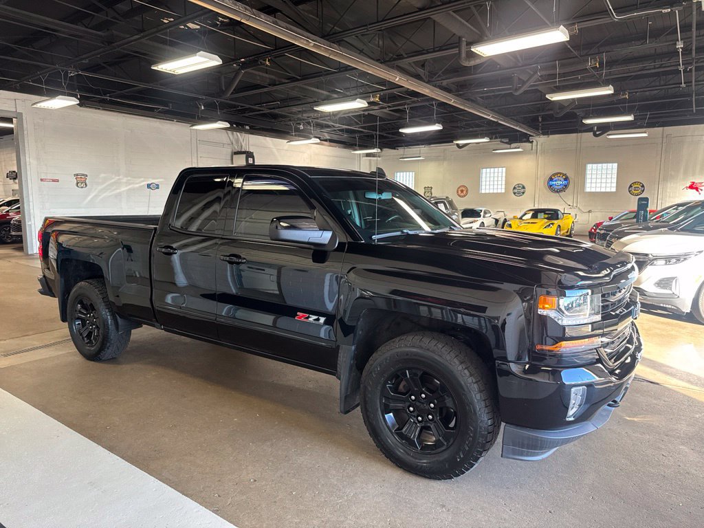 Used 2019 Chevrolet Silverado 1500 LT w/ All Star Edition AWD/4WD image 4