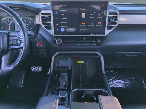 Used 2023 Toyota Tundra Limited image 11