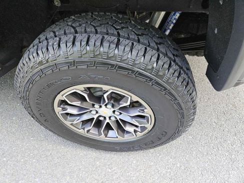 Used 2019 Chevrolet Colorado ZR2 AWD/4WD image 11