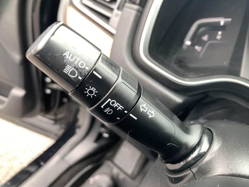 Used 2019 Honda CR-V EX image 16