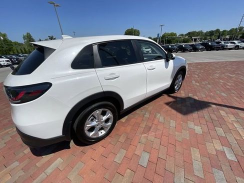 Used 2025 Honda HR-V LX image 37