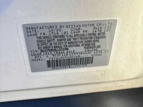 Used 2020 Nissan Kicks S image 19