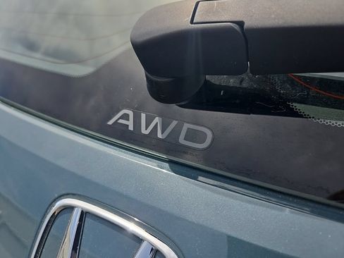 Used 2024 Honda HR-V LX image 10