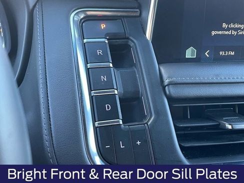 Used 2024 Chevrolet Suburban LT image 16