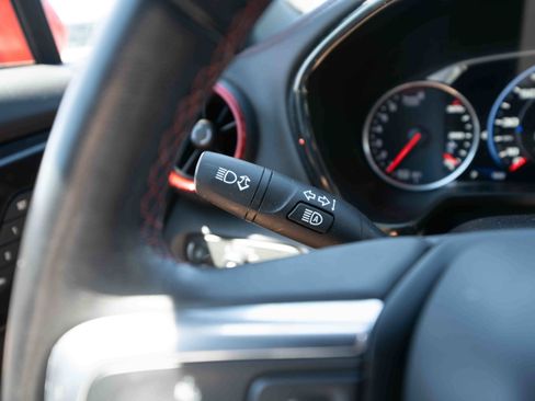Used 2019 Chevrolet Blazer RS AWD/4WD image 13