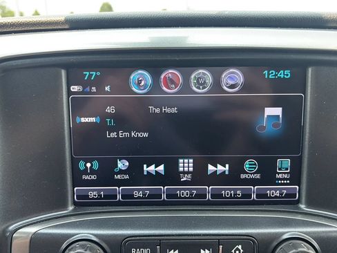 Used 2018 Chevrolet Silverado 1500 LT w/ All Star Edition AWD/4WD image 24