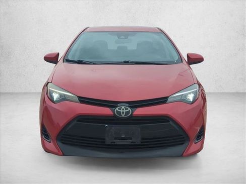 Used 2017 Toyota Corolla LE image 2