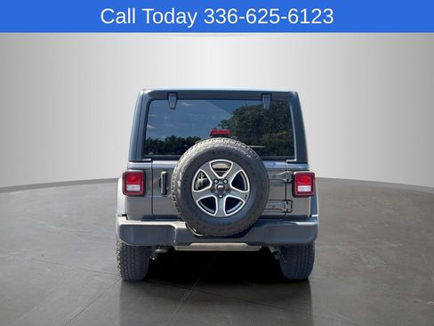 Used 2022 Jeep Wrangler Unlimited Sport AWD/4WD image 4