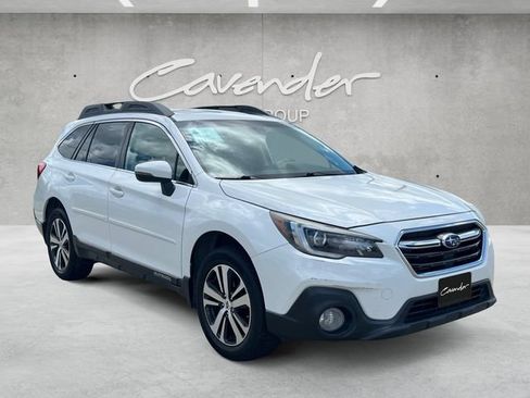 Used 2018 Subaru Outback 2.5i Limited AWD/4WD image 2