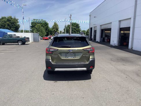 Used 2023 Subaru Outback Limited XT AWD/4WD image 5