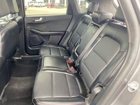 Used 2023 Ford Escape Platinum image 17