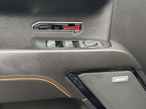 Used 2022 GMC Sierra 1500 AT4 w/ AT4 Premium Package image 19