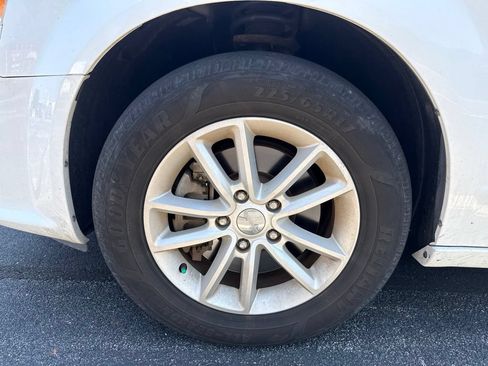 Used 2019 Dodge Grand Caravan SXT FWD image 7