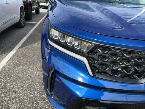 Used 2021 Kia Sorento EX w/ Panoramic Sunroof Package image 8