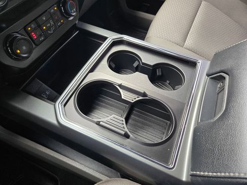 Used 2022 Ford F250 XLT w/ XLT Premium Package image 11