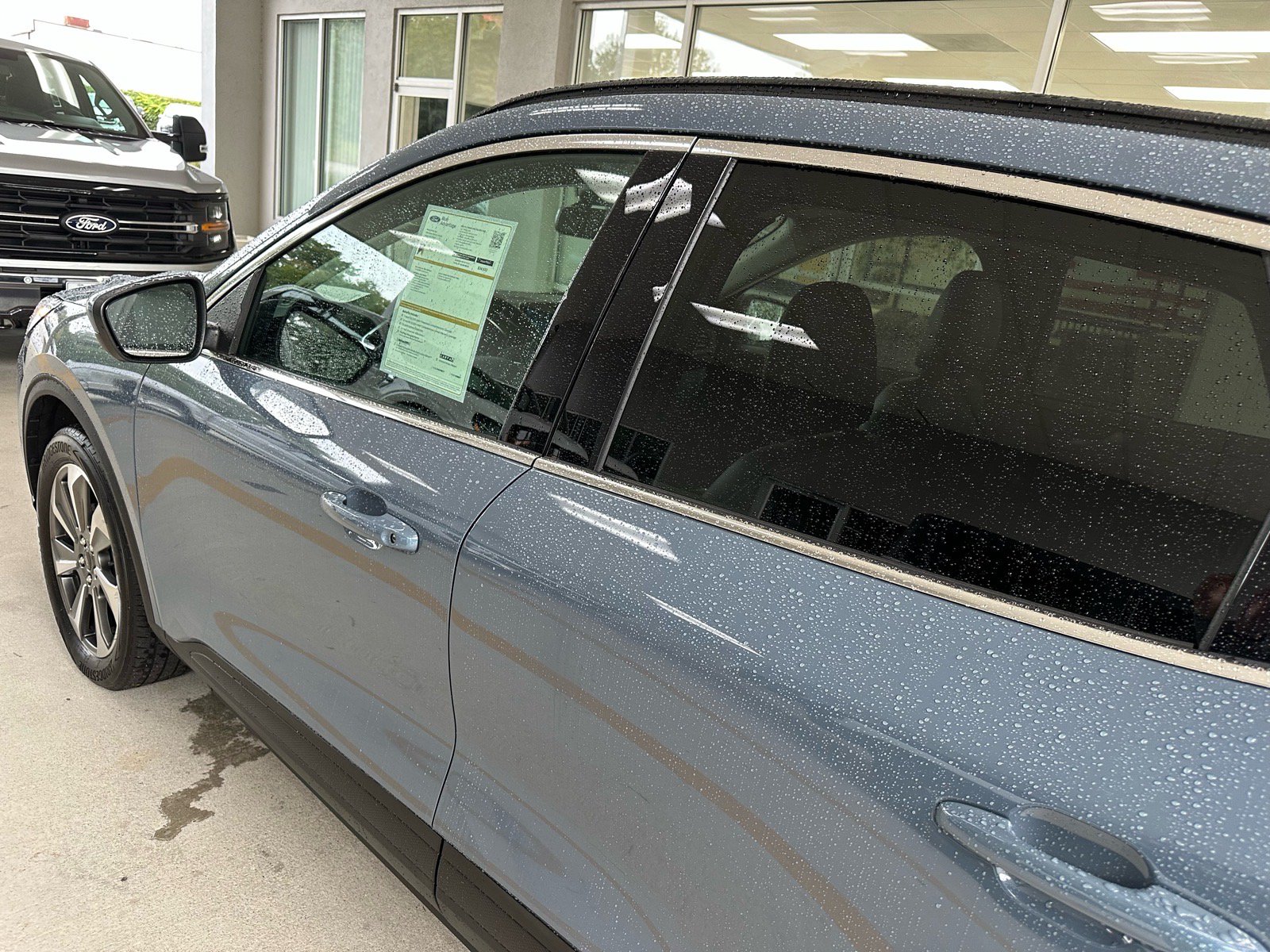 Certified 2024 Ford Escape Platinum w/ Premium Technology Package AWD/4WD image 13