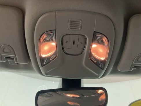 Used 2021 Jeep Compass Latitude image 15