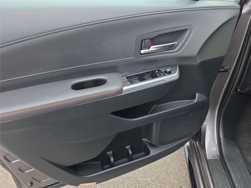 Used 2021 Toyota Sienna XSE w/ XSE Plus Package image 15