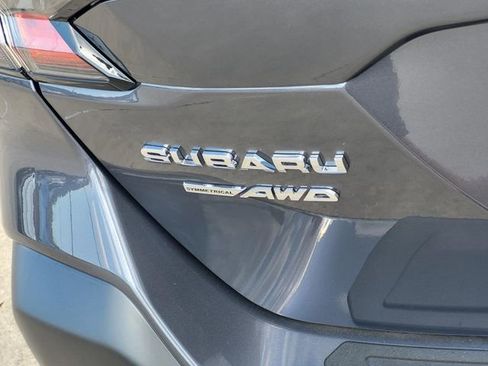 Used 2025 Subaru Outback Limited AWD/4WD image 11