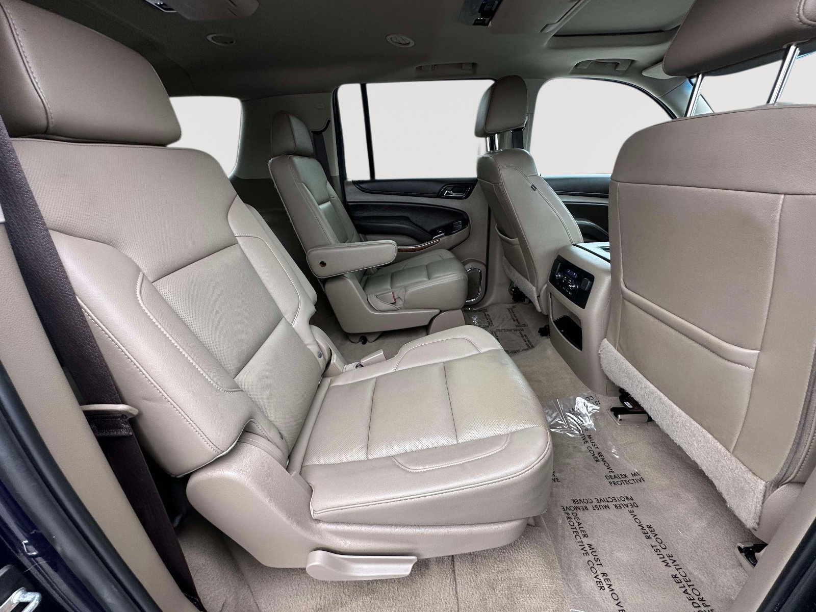 Used 2019 Chevrolet Suburban Premier AWD/4WD image 30