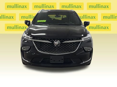 Used 2023 Buick Enclave Avenir w/ Avenir Technology Package AWD/4WD image 5