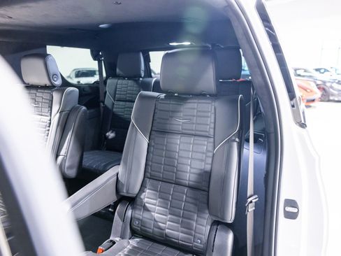 Used 2024 Cadillac Escalade V AWD/4WD image 39