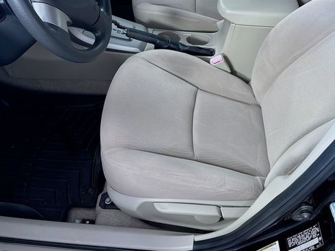Used 2011 Toyota Corolla LE FWD image 14