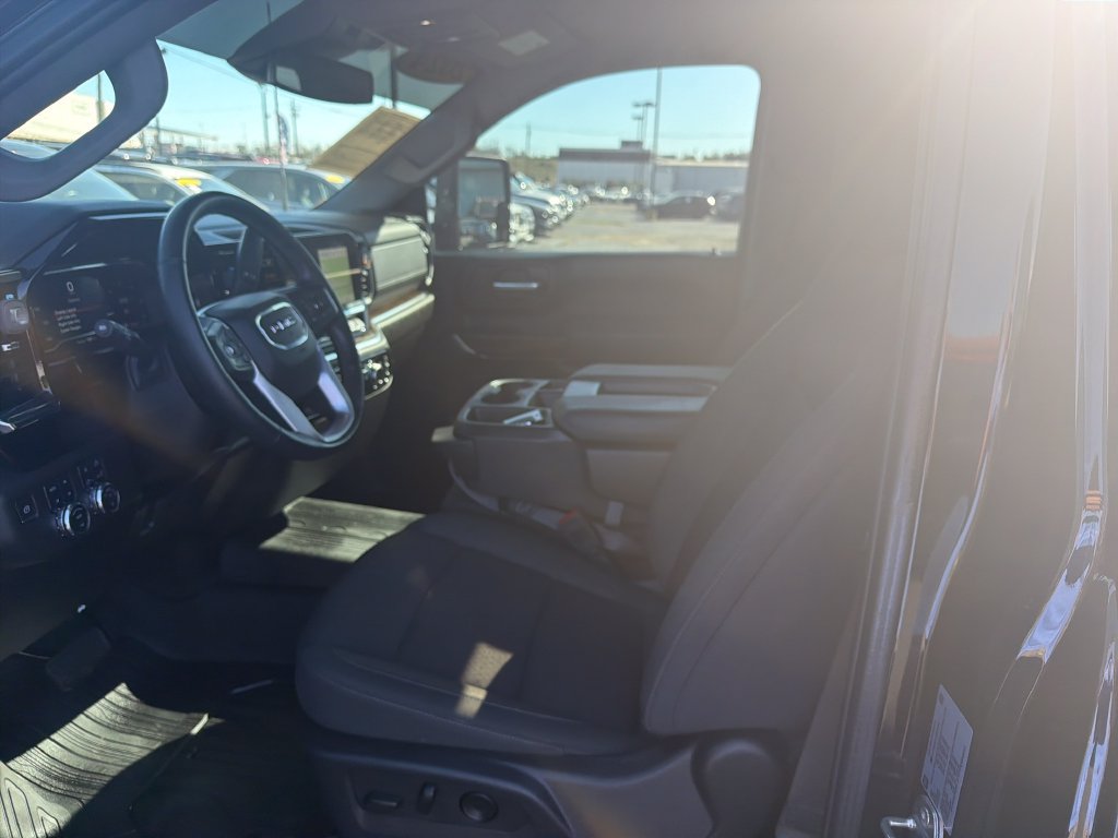Used 2024 GMC Sierra 2500 SLE w/ SLE Convenience Package AWD/4WD image 15
