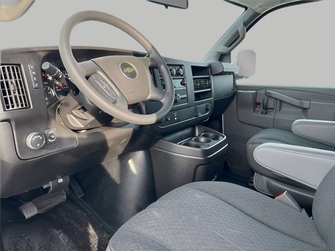 Used 2024 Chevrolet Express 2500 w/ Driver Convenience Package image 25