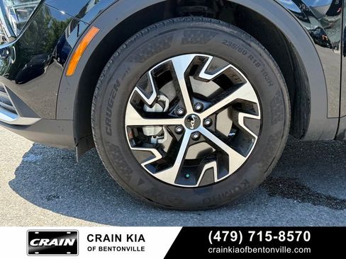 Certified 2025 Kia Sportage EX FWD image 27