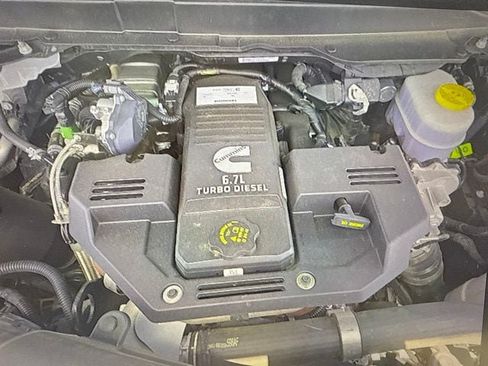 Used 2024 RAM 2500 Limited AWD/4WD image 6