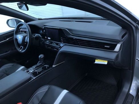 New 2026 Toyota Camry SE image 23