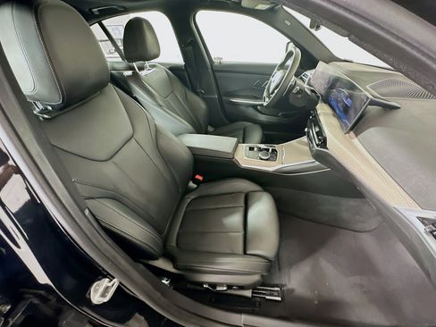Used 2025 BMW 330i Sedan image 30