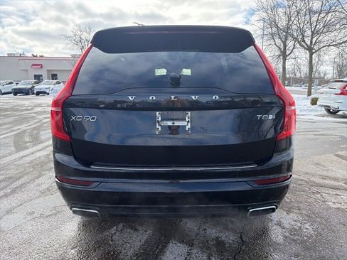 Used 2017 Volvo XC90 T8 R-Design w/ Vision Package image 8