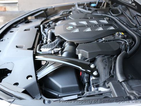 Used 2023 BMW 760i xDrive w/ Executive Package image 12