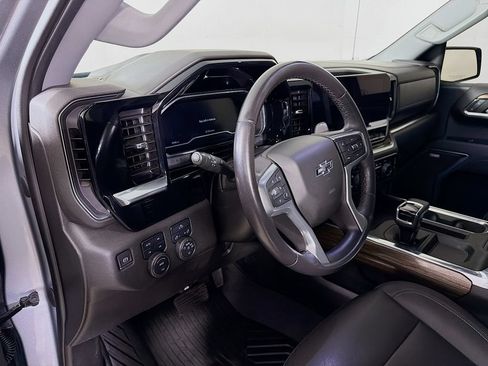 Used 2023 Chevrolet Silverado 1500 RST AWD/4WD image 10