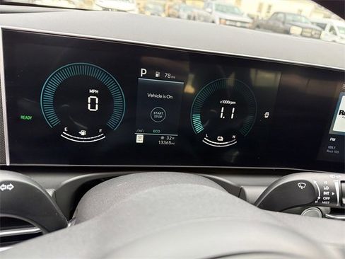 Used 2025 Hyundai Tucson Blue image 18