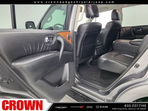Used 2024 Nissan Armada SL w/ Captain's Chairs Package image 23