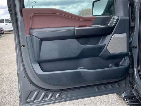 Used 2021 Ford F150 Lariat image 17