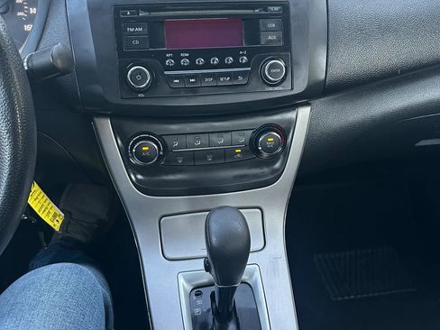 Used 2015 Nissan Sentra S image 13