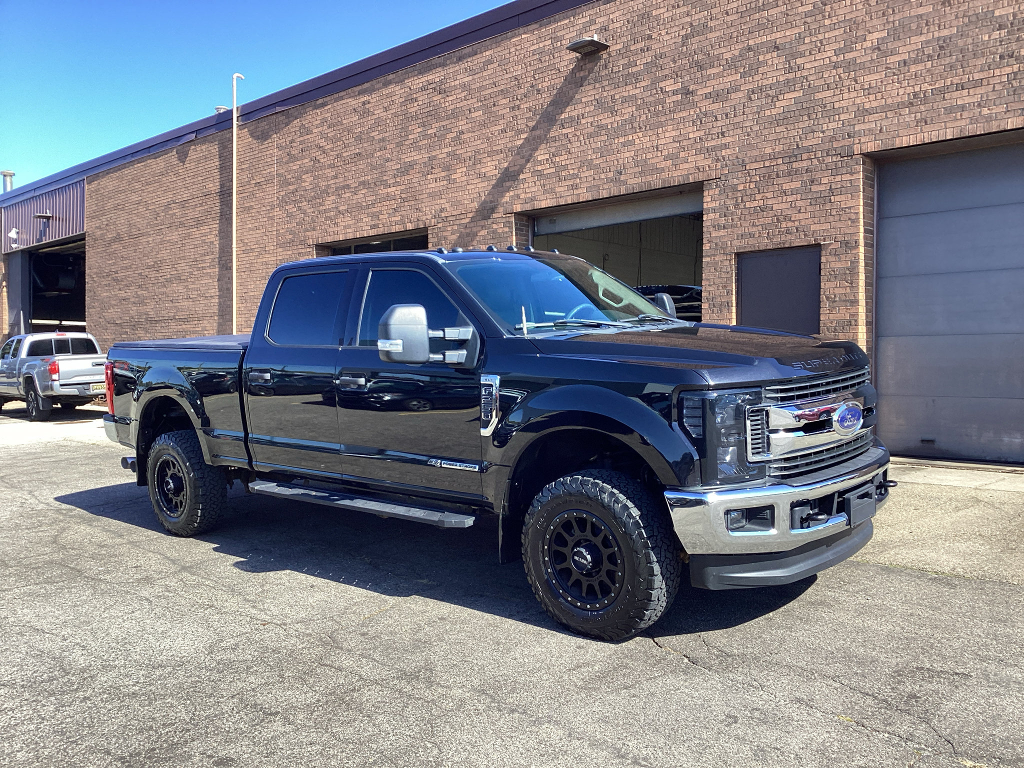 Used 2019 Ford F250 XLT w/ XLT Value Package AWD/4WD image 1
