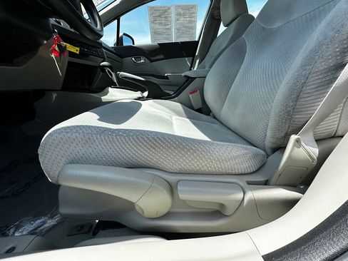 Used 2012 Honda Civic Hybrid Sedan image 22