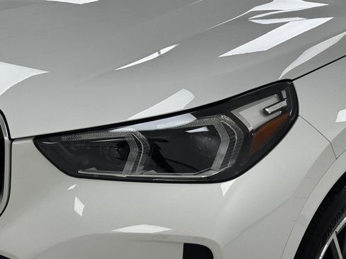 Used 2023 BMW X1 xDrive28i w/ Premium Package image 39