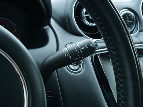 Used 2015 Jaguar XJ L Portfolio AWD/4WD image 28